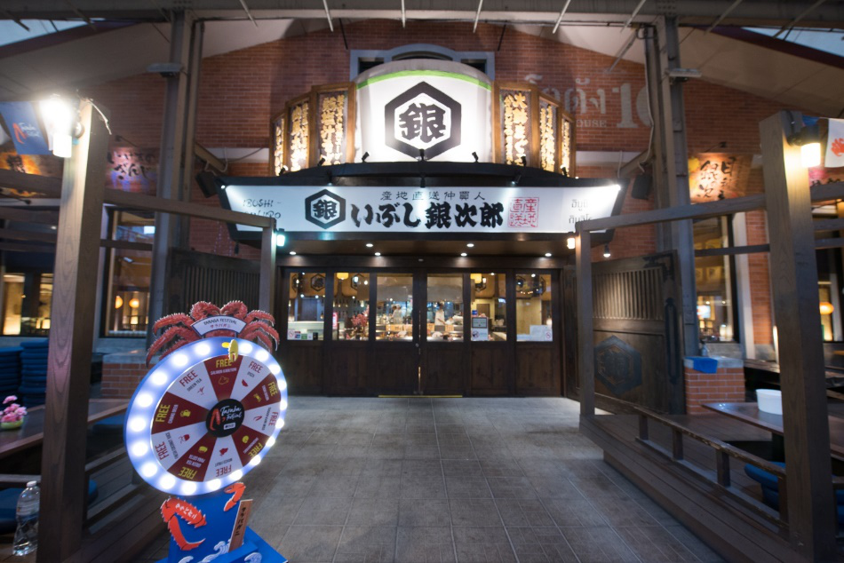 到了曼谷河畔夜市Asiatique吃什么？总有一款适合你！